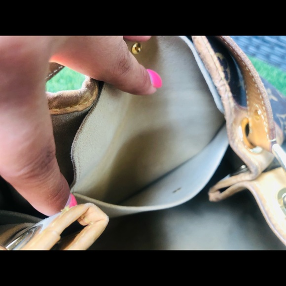 Authentic Louis Vuitton. - Picture 10 of 15